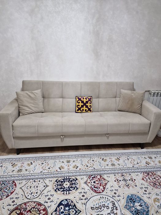 Продам диван почти новый