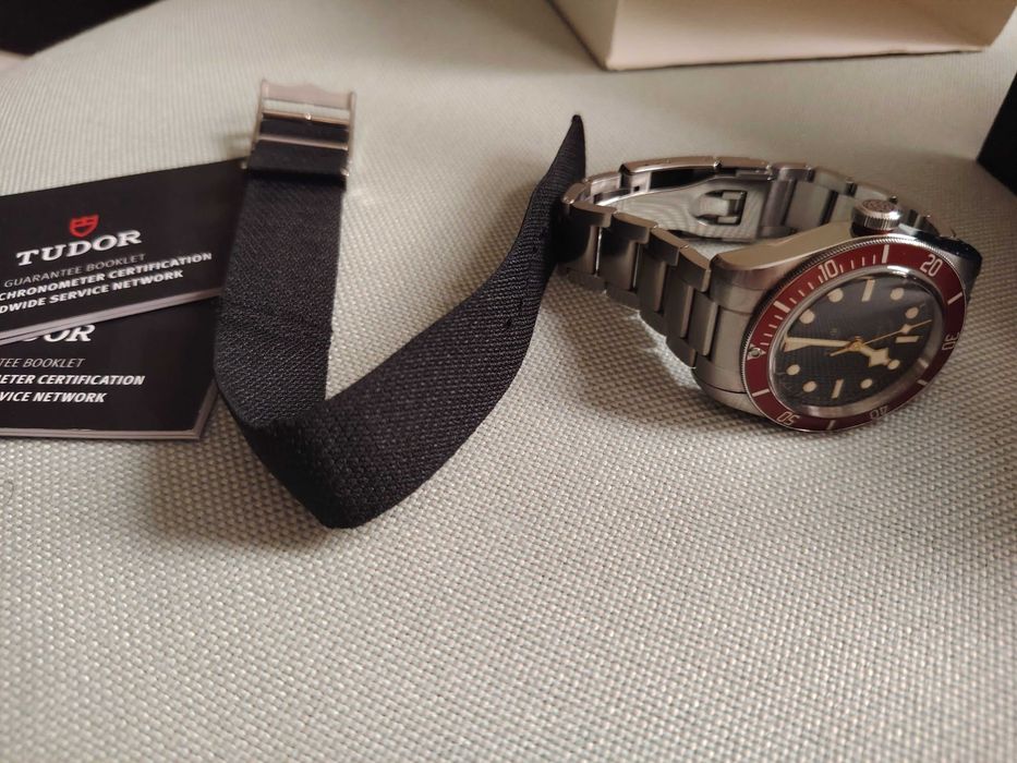 Часовник Tudor black bey
