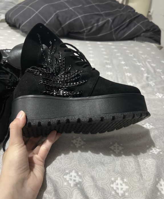 Ghete/Bocanci cu platforma de vara Fashion talpa groasa si lant decorativ marime 37
