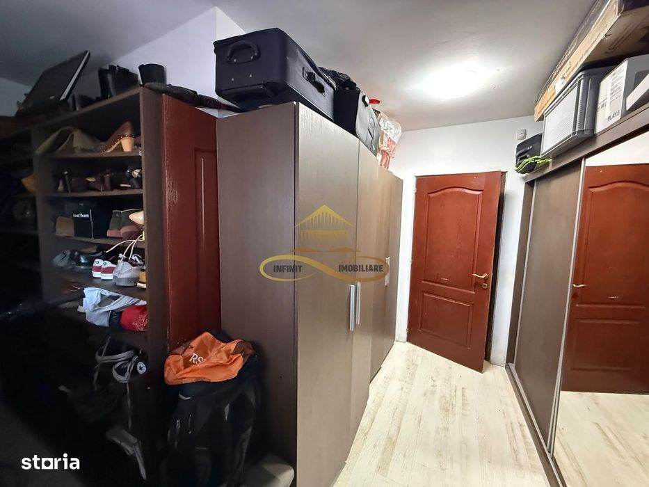 Apartament 4 camere de vanzare in Bacau bloc 2007