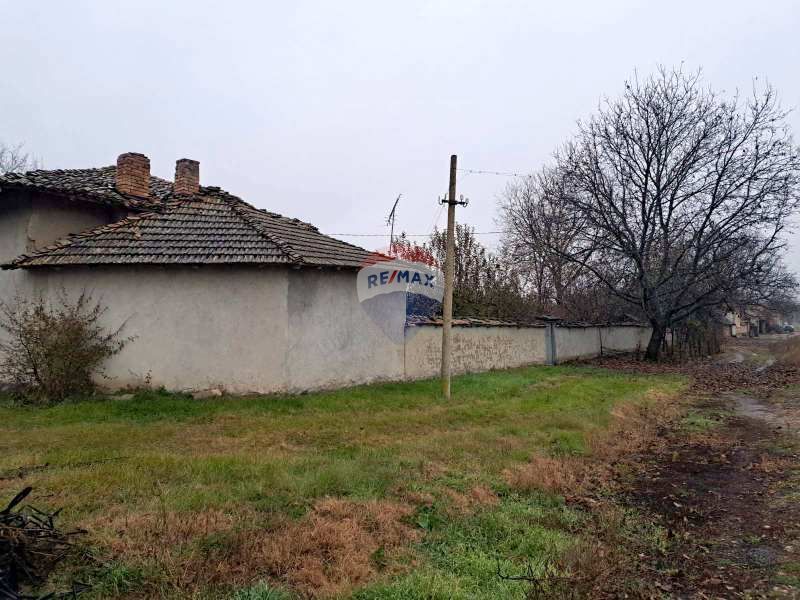 Еднофамилна къща с дворно място, село Кардам, СР