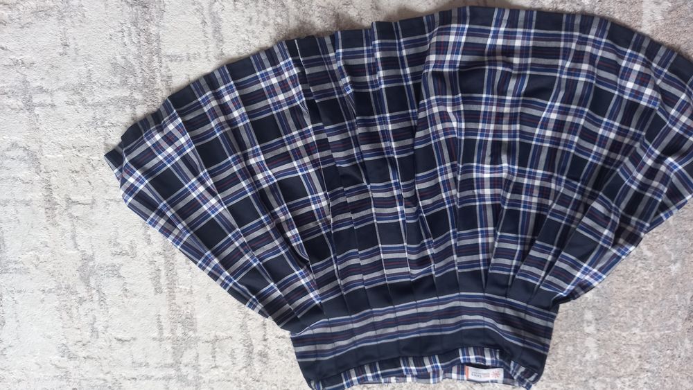 Продам школьную юбку