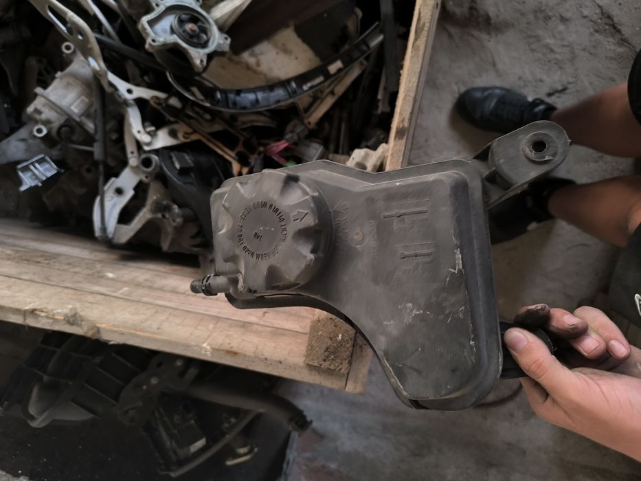 Казанче хидравлика Бмв е87 120д 118д n47 143кс 177кс bmw e87 e81 e82