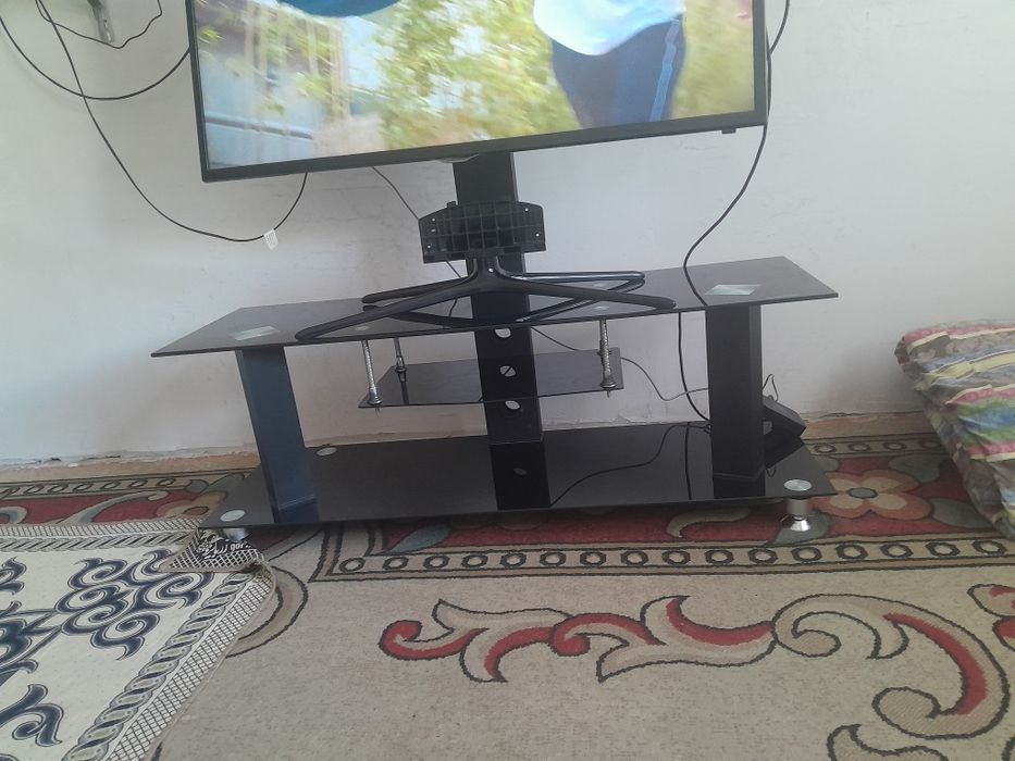 Подставка для телевизора