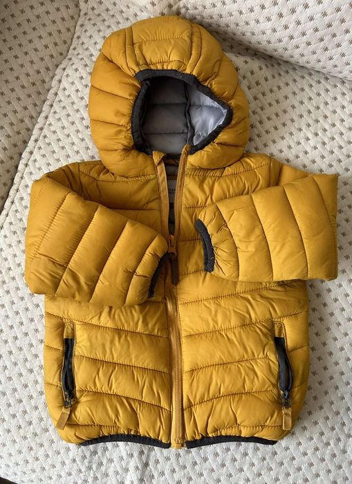 Детско яке за пролетта Reserved и дрешки на Снупи 86 см.