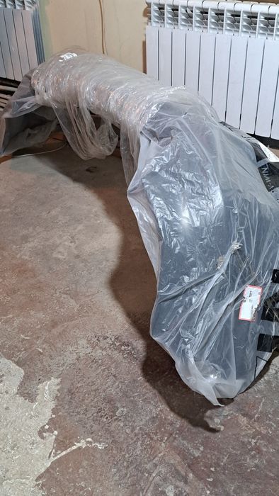 Тойота  задный  бампер