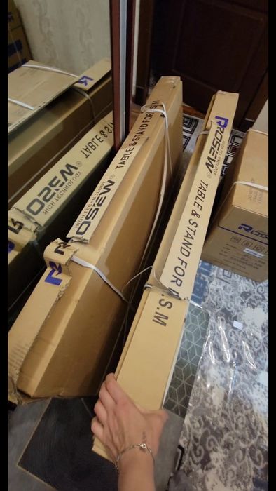 Швейная машинка стол вместе и оверлок