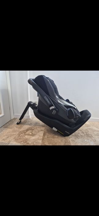 Scoică Maxi Cosi cu isofix 2 wayfix