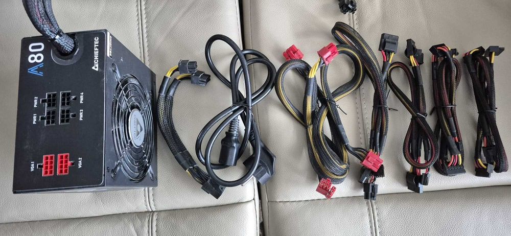 Sursa PC Chieftec A80 750W