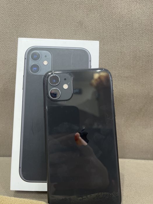 Продам айфон 11 с коробкой