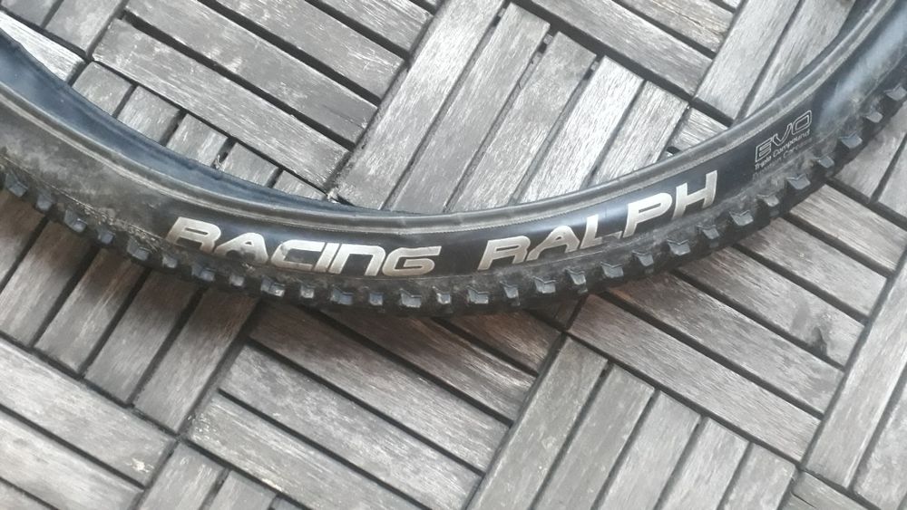 Schwalbe безкамерни гуми 26