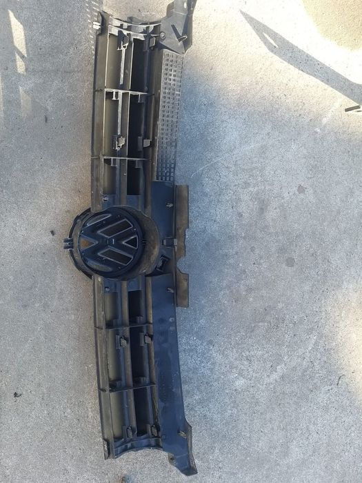 Grila bara fata cu emblema vw golf 4 1j scurt 1j0853655g 1j0853651h