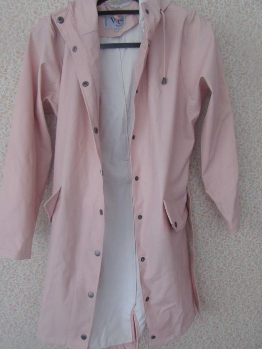 Дамско яке/ дъждобран