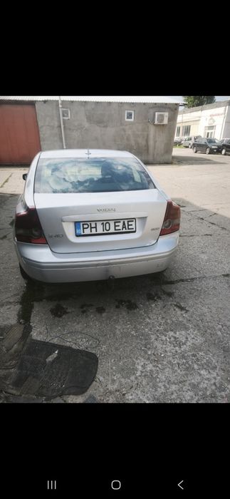 Volvo s40 2005 253 000 km 1100 Euro