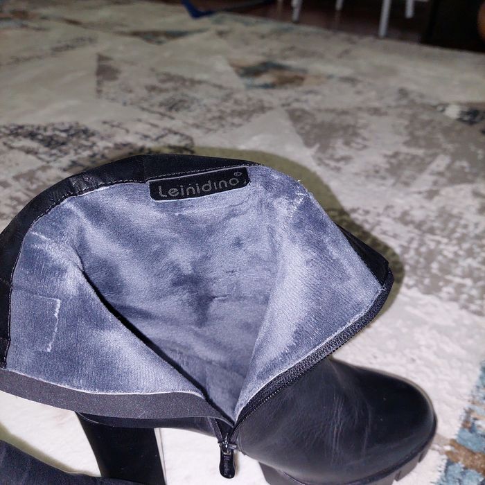 Ботинки продам срочно