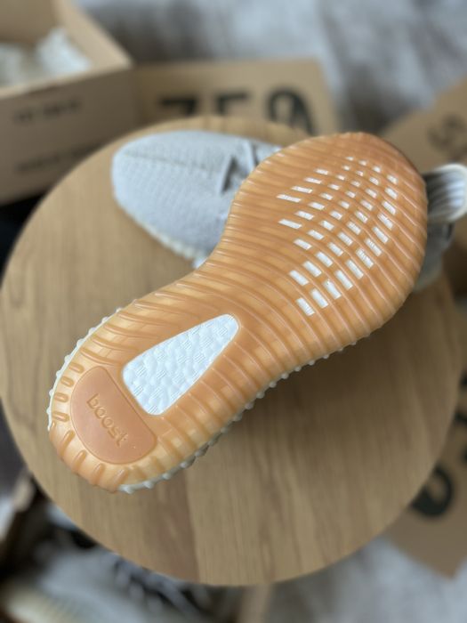 Yeezy Boost 350 V2 Sesame