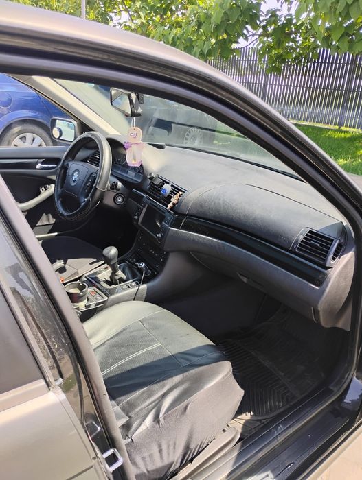 BMW an 2003 motor 1,6 benzina,116 cai putere și 233 mii km reali