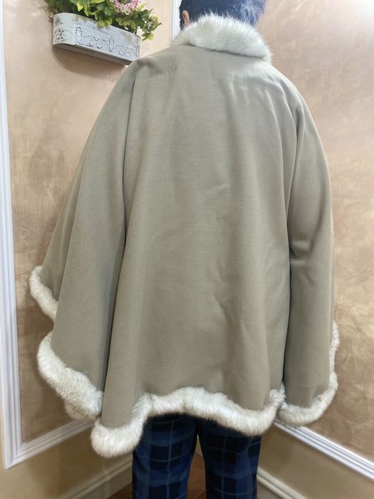 Накидка женская