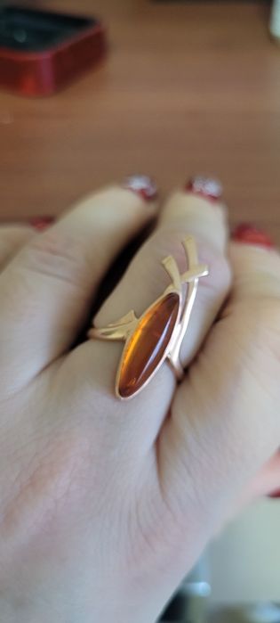 Комплект с янтарем