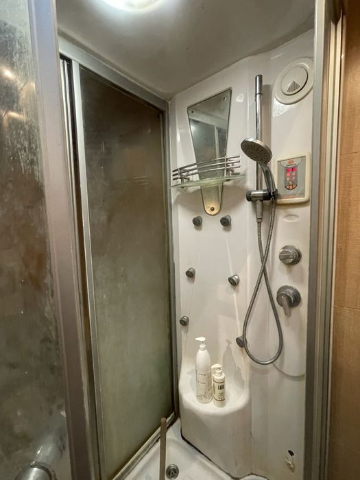 Душевая кабина с парилкой