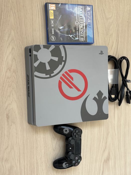 Playstation 4 Slim, Editie Limitata Star Wars.