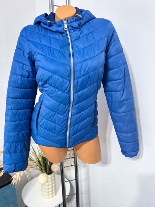 Geaca superba dama mărimea S Stradivarius