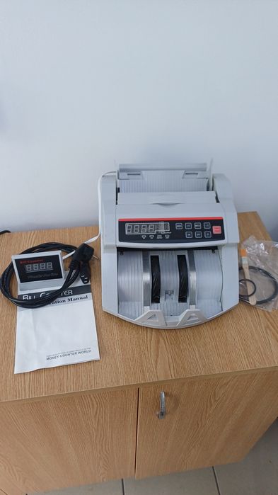 Mașină de numărat bancnote