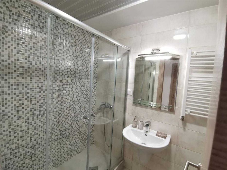 Дава се под наем Двустаен апартамент в Бургас, Изгрев - 60 кв.м за 204 € - Снимка #6