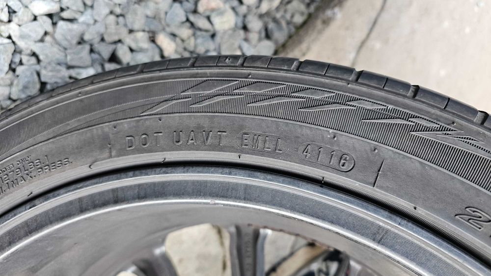 Anvelope vara 215 45 18 Nexen Npriz AH8 M+S