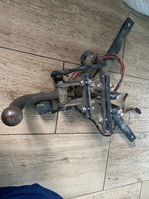 Cârlig Saab Vector 93 Sedan