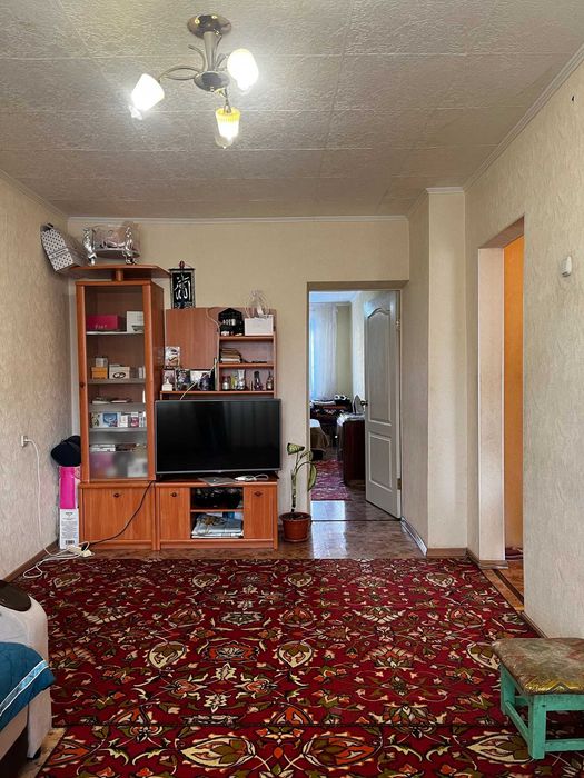 Продается 2 ком. квартира в центре города