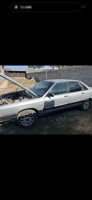 Ауди 100 год 1989 срочно продам