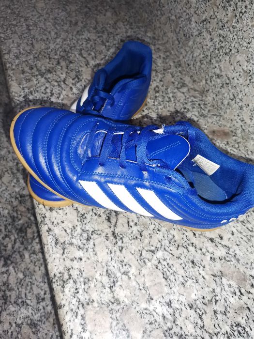 Маратонки адидас 37 номер