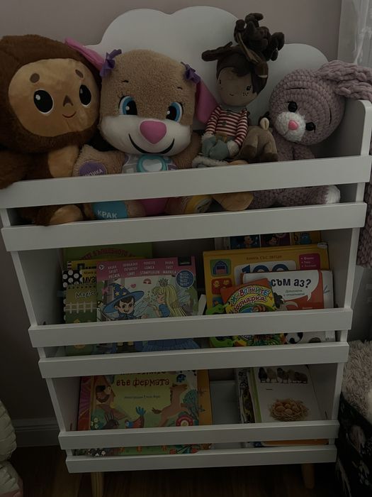 Детска етажерка дървена