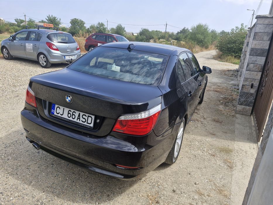 BMW Seria 5 2010 — imagine 3