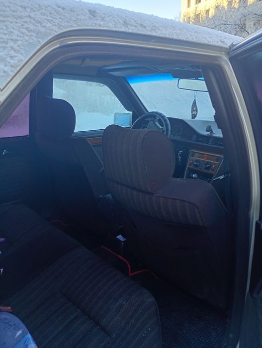 Продам мерседес 124