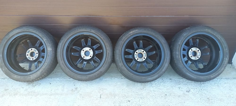 Jante aliaj negre 4X108 R16 Ford RIAL Lucca Diamant-Schwarz Lackiert