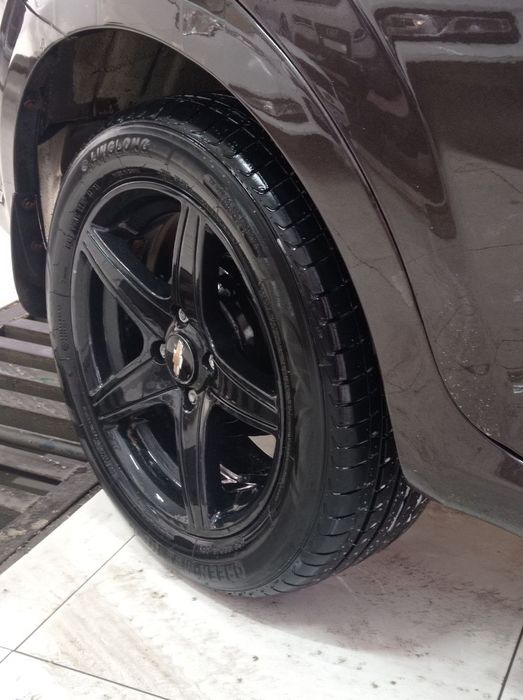 R15 diska balon sotiladi