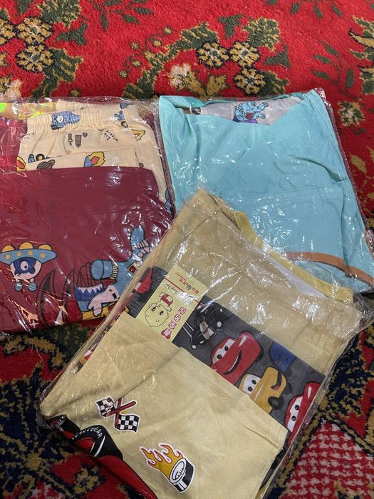 Новые пижамы для мальчика, 3 штуки 100000,подайдет на 2-3 года