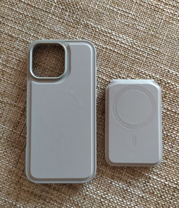 чехол на Iphone 16 pro max в красивом цвете