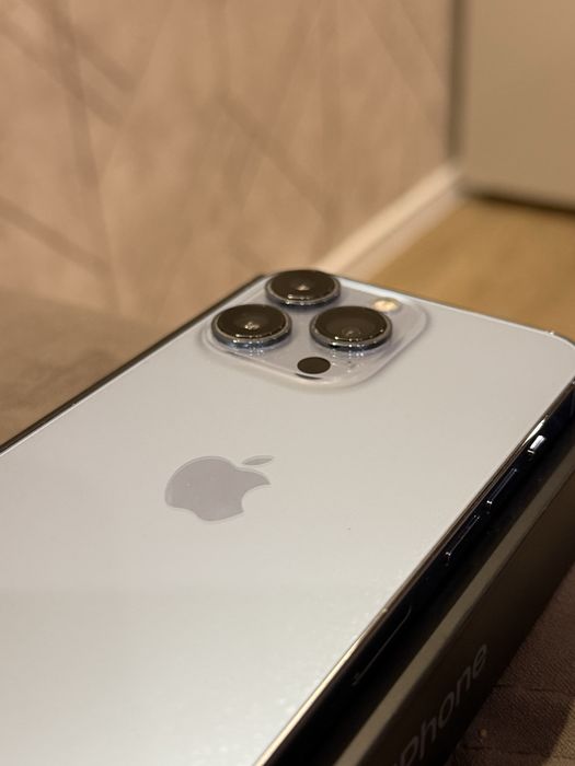 Iphone 13 pro 256 blue