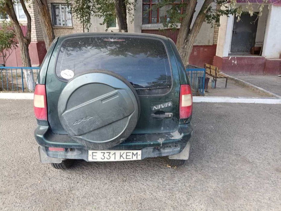 Нива Шевроле 2004 г