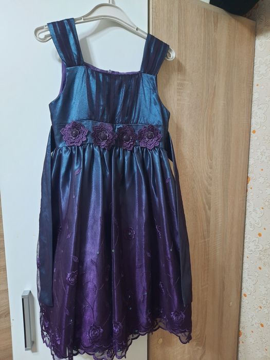 Платья для девочек