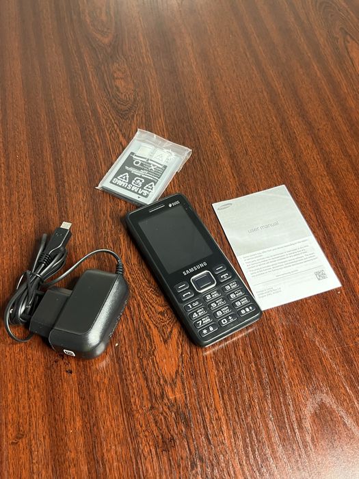 Кнопочный телефон Samsung B350 DUOS