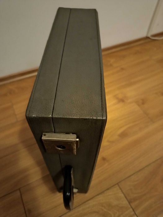Geanta /servieta /diplomat,valiza 
 veche retro comunista,Anii 1960,