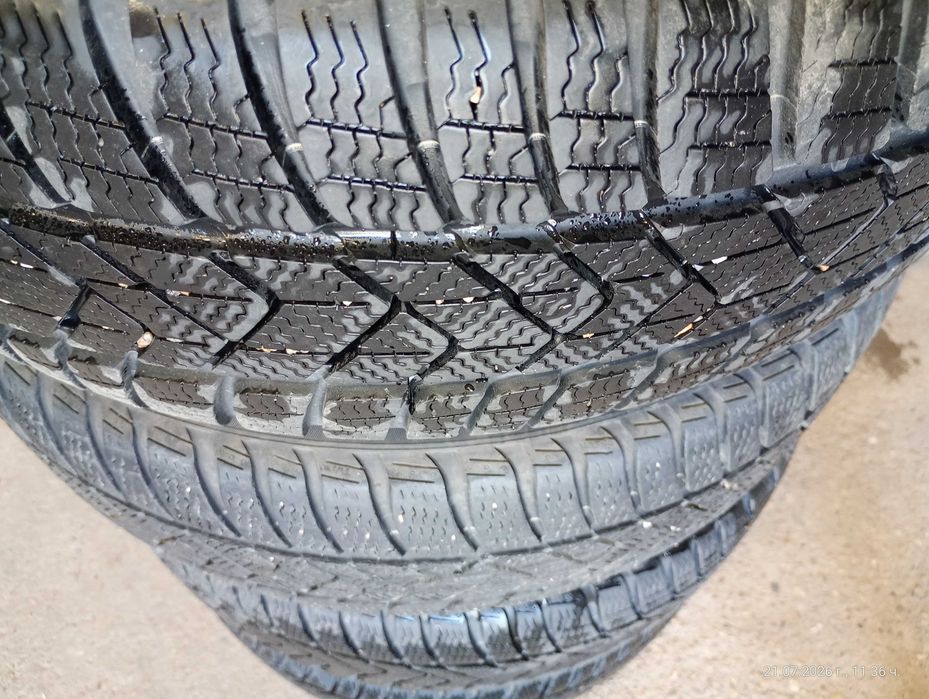Зимни гуми 225/55/17 Pirelli