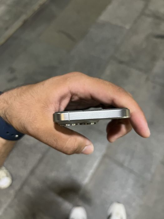 Iphone 15 pro 128GB natural