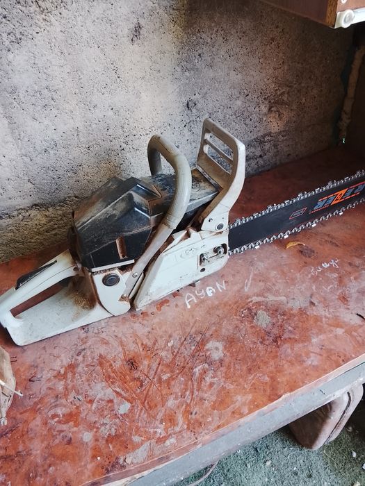 Продается бензопила рабочая