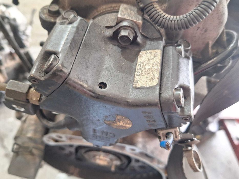 pompa inalta 1.5 crdi d3ea hyundai  matrix  0445010050