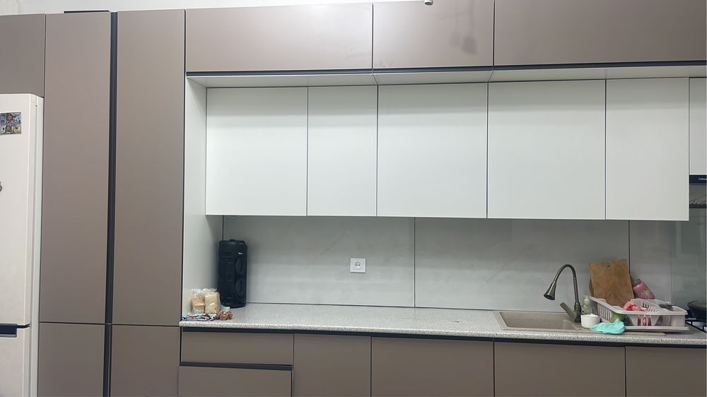 Кухнонная мебель